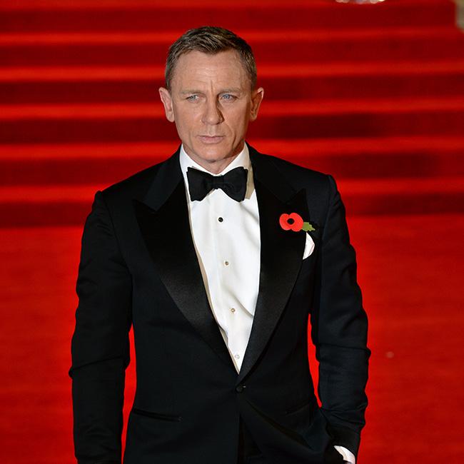 Daniel Craig resumes Bond 25 filming