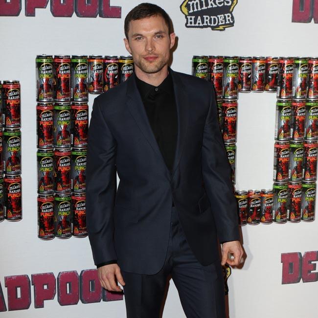 Ed Skrein wants 'Midway' to honour soldiers