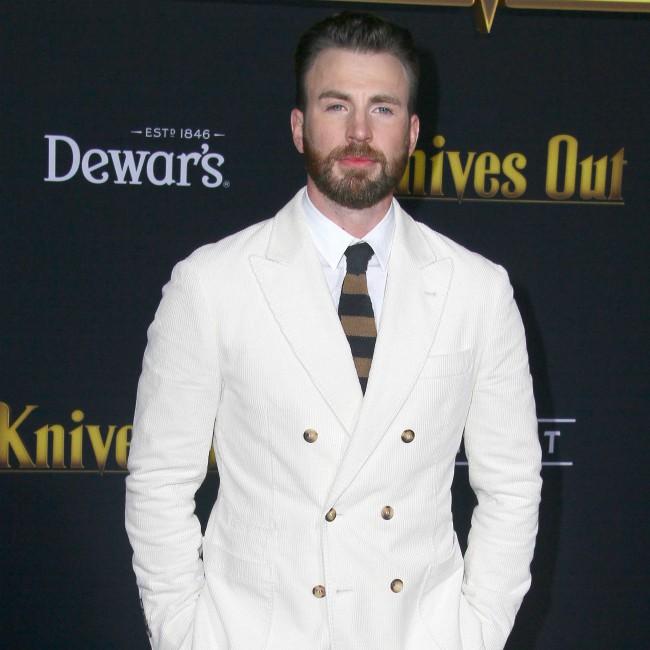 Chris Evans begged for Knives Out role