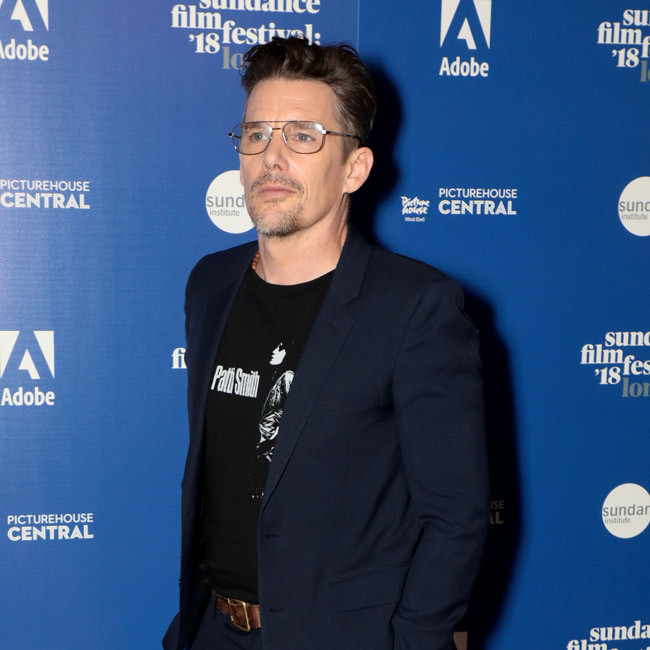 Ethan Hawke to star in war film Zeros and Ones