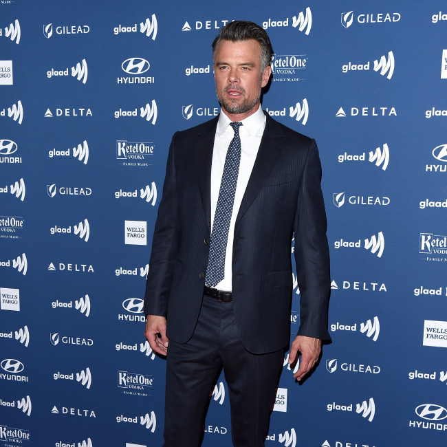 Josh Duhamel confirmed to replace Armie Hammer in Shotgun Wedding