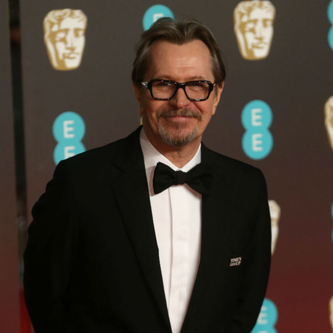 Gary Oldman set to play George Smiley again