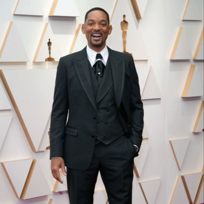 Will Smith to produce Brilliance