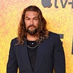 Jason Momoa thinks Aquaman will stay in the DC Universe
