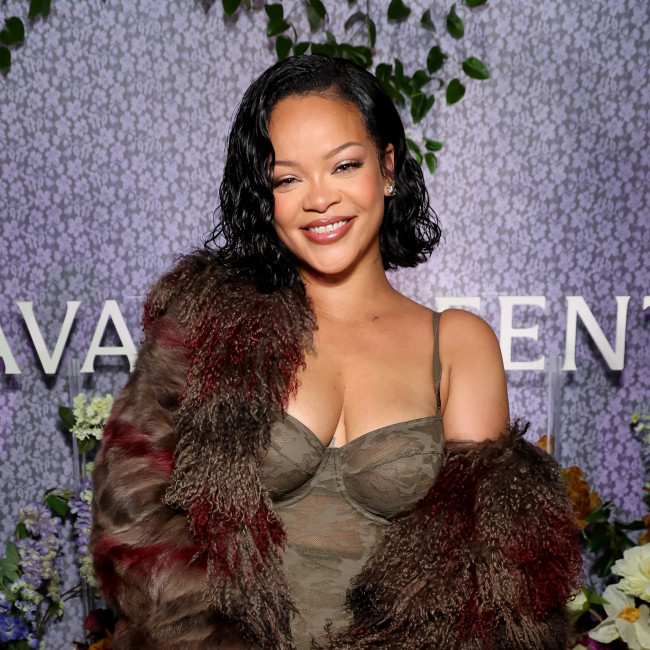 Rihanna thrilled to see Smurfs movie being 'birthed'