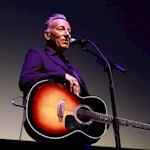 Bruce Springsteen confided in Jeremy Allen White about panic attack