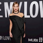 Jennifer Lawrence prefers shooting sex scenes with strangers