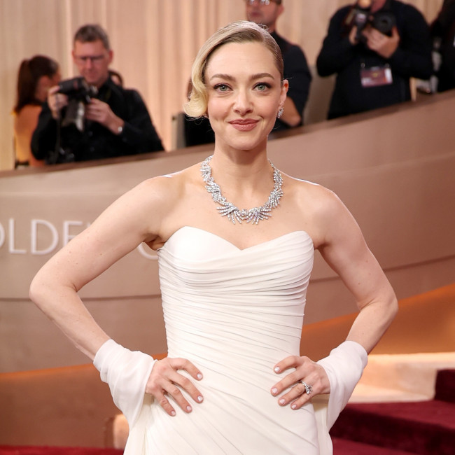 Amanda Seyfried wants to play Dolly Parton