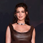 Anne Hathaway offers theory about Verity ending